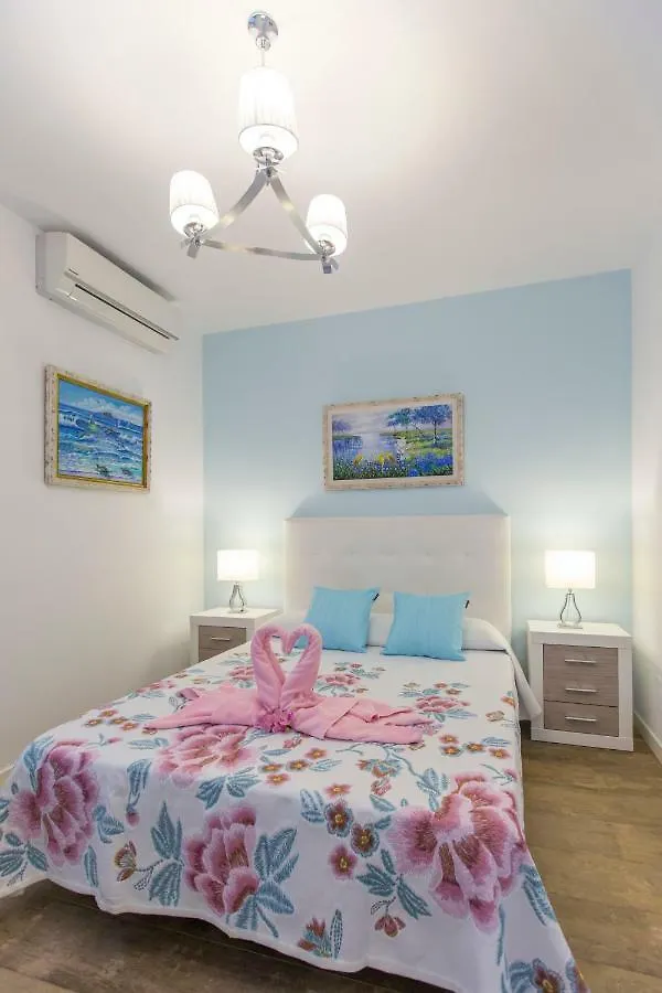 Holiday home Villa Bella Lucia 3. Piscina Climatizada, Wifi, Bbq. Corralejo